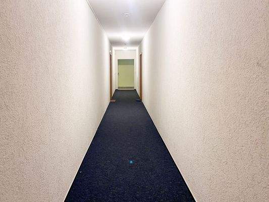 Flur zu den Wohnungen