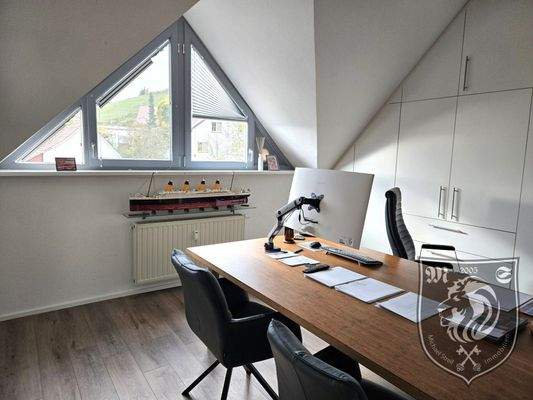 Büroraum DG