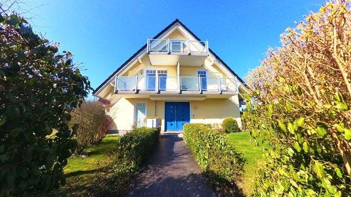 Zugang zum Haus von Süden gesehen