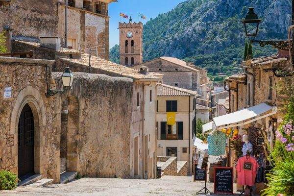 Pollensa Calvari Descent