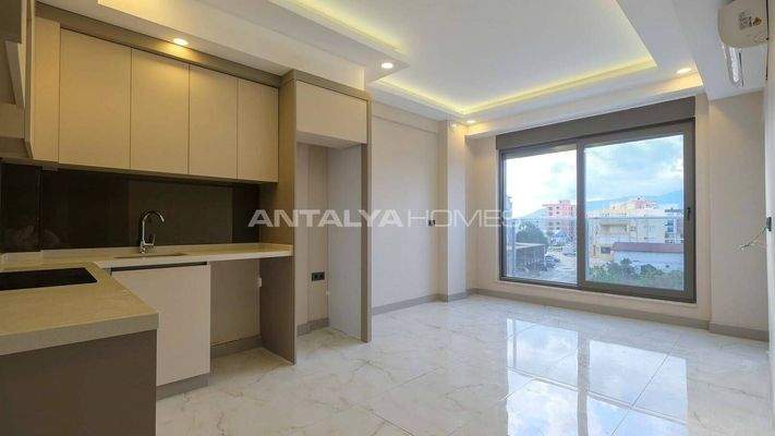 Beachfront Flats with Resort-Style Amenities in Antalya Finike