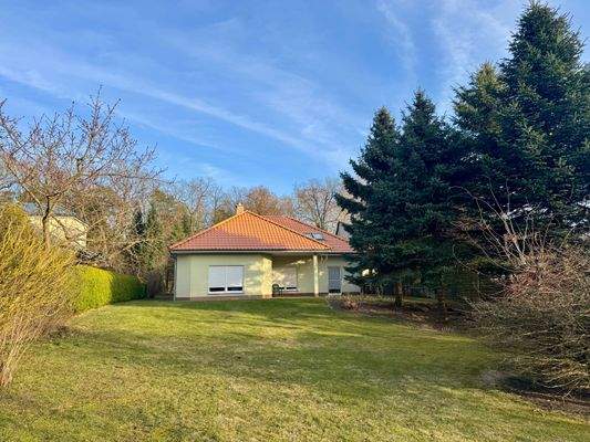 Blick in östlicher Richtung zum Haus