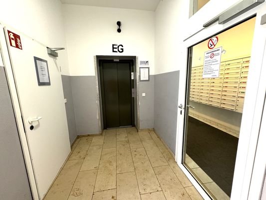 Eingangsbereich Haus.JPG