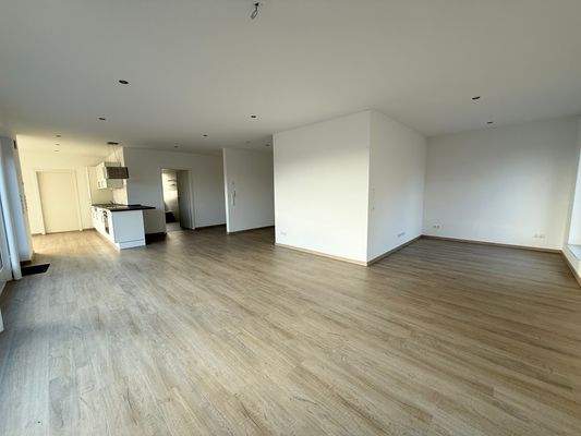 Wohnbereich mit Einbauküche