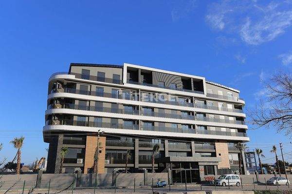 Brand-New Apartment with Mountain View in Konyaaltı Antalya