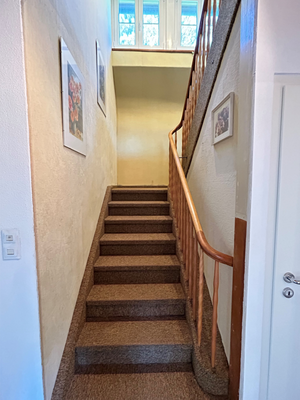 Treppe zu DG