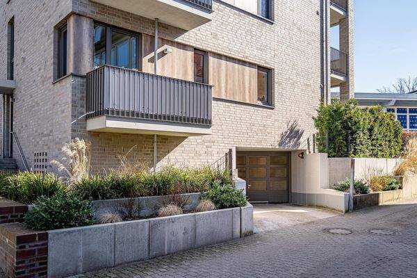 Einfahrt zur Tiefgarage.