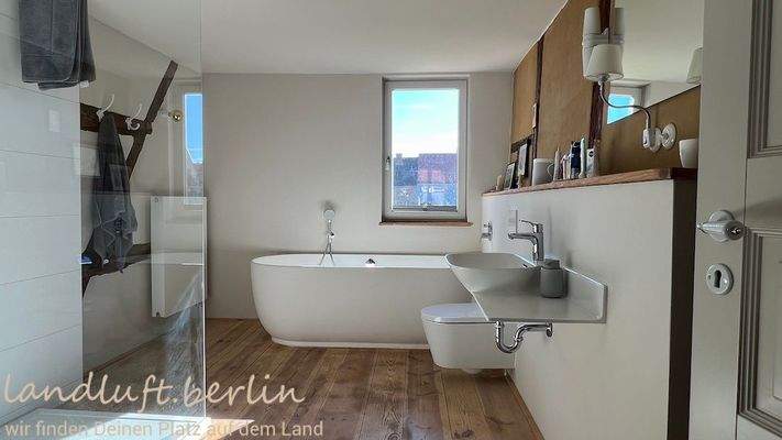 Morgensonne im Bad.jpg