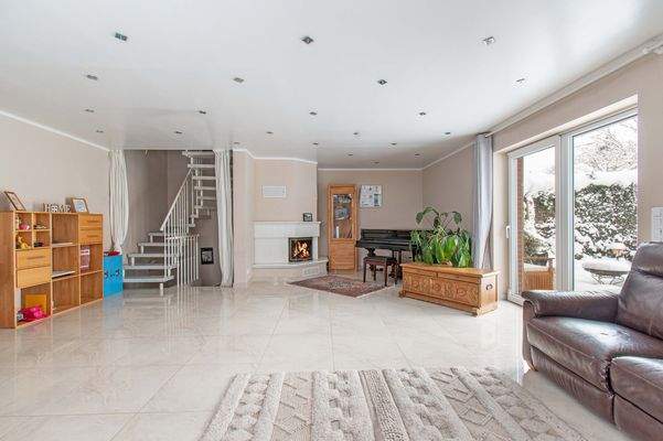 Wohnbereich mit Kamin