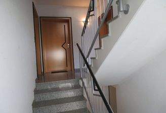 5-Eingang-Treppenhaus.JPG
