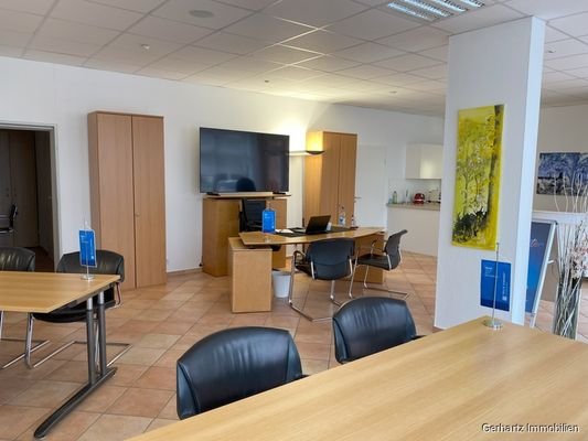Büro- /Ladenfläche