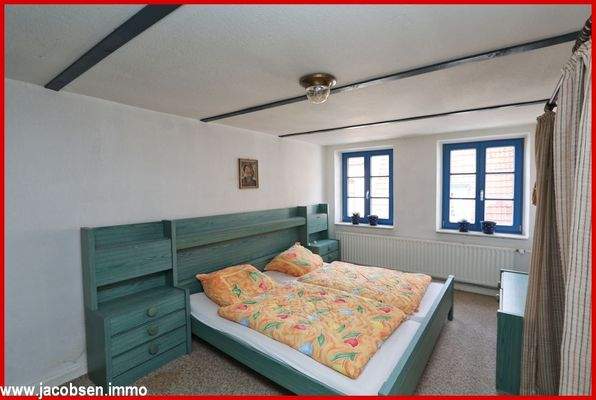 Wohnung 2 (über der Gaststätte) Schlafen