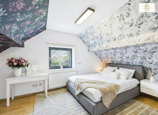 Schlafzimmer 3 OG KI