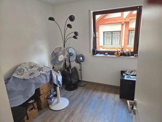 Kinder-Arbeitszimmer (2).jpg