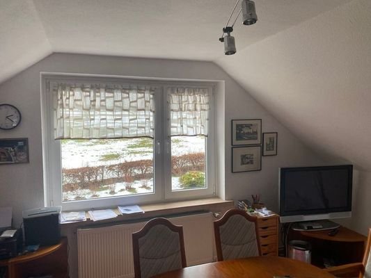 Bild 34 DG Arbeiztszimmer.jpg