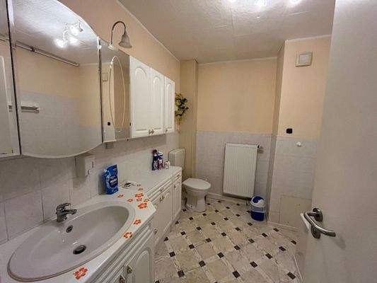 004020156800_302_353_08082025231624761