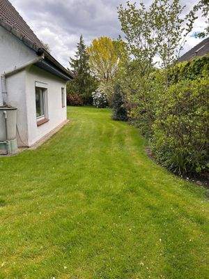 Grundstück hinten rechts