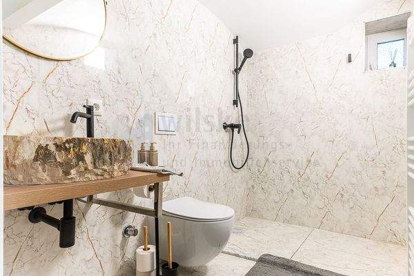 KG_Dusche Toilette Keller (1)