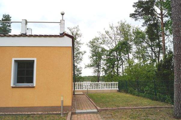 Seitenflügel Terrasse OG