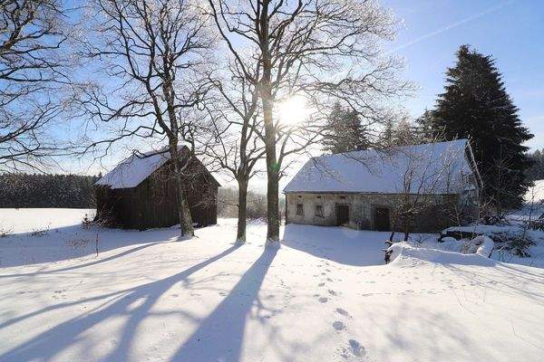 Ansicht Haus und Scheune