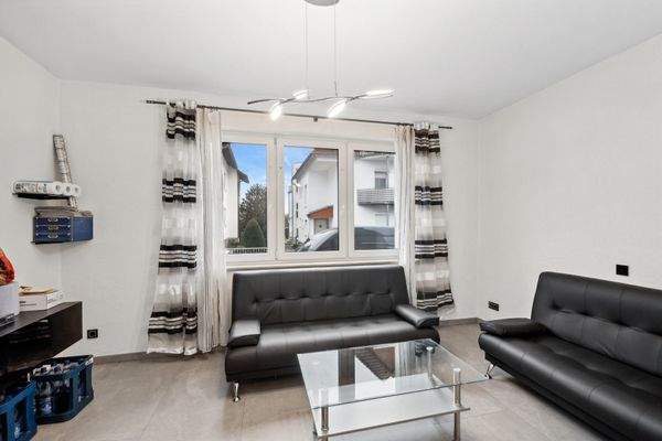 Kinder-/Arbeits- oder Gästezimmer EG