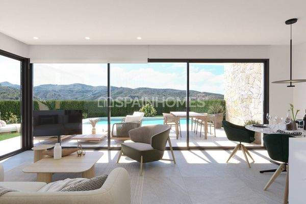 Chic Houses for Sale in Monforte del Cid with Private Pools