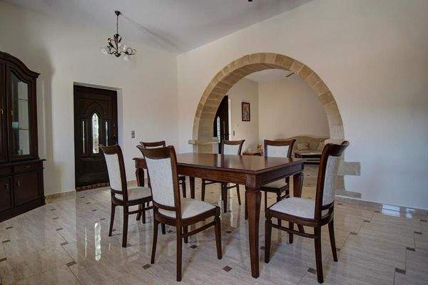 Kreta, Topolia: Charmantes Steinhaus zu verkaufen