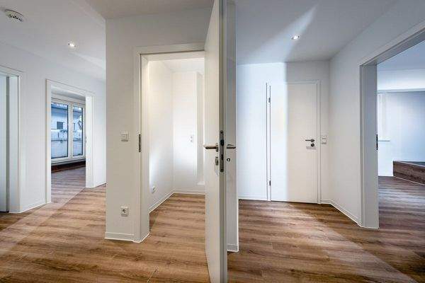 brueckstrasse-17-5og-waschraum-flur-web1