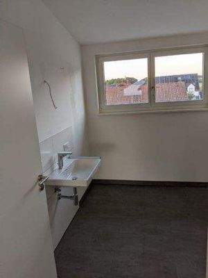 Bad mit viel Licht gegen Osten