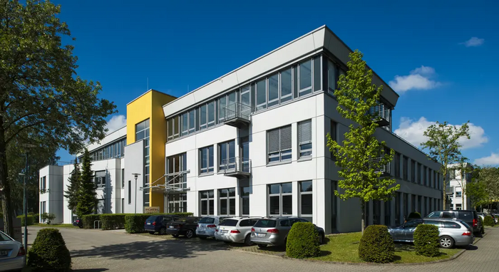 Bild Bürogebäude außen Dreieich.png