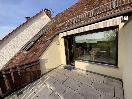 Dachterrasse mit Beschattung