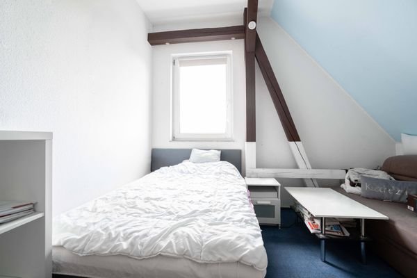 Zimmer 1 OG 