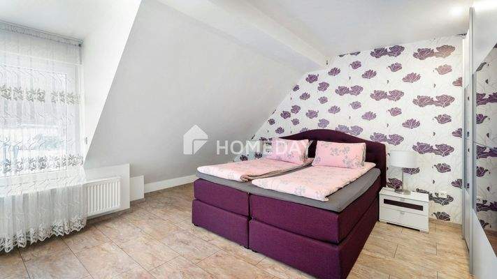 1. OG Schlafzimmer 2 1