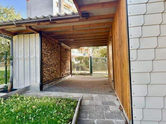 Durchgang zur 2. Garage