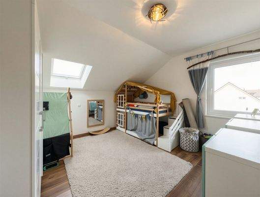 Kinderzimmer-, Homeoffice- oder Hobbybereich