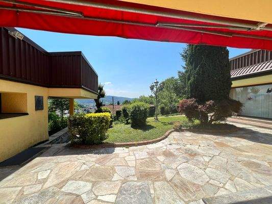 Terrasse mit Fernblick