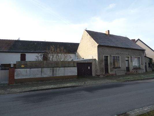 Straßenansicht alter Konsum