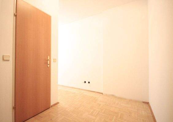 Schöne 2-Zi-Wohnung in Zentrumslage inkl. Tiefgaragenplatz