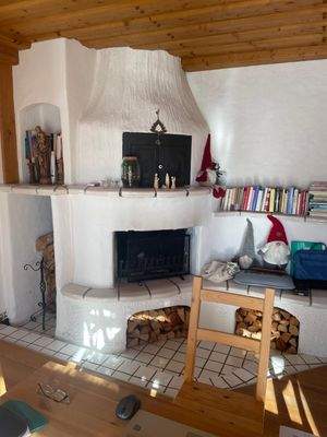 Kachelöfen im Obergeschoss