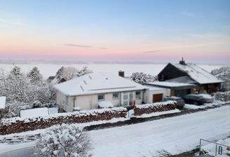 Winterimpression mit gefrorener Schlei