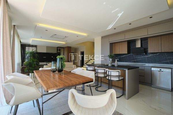 Villas with Private Pool and 24/7 Security in Alanya