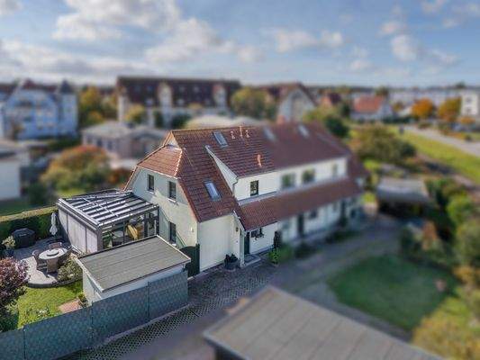 Strandnahes Zuhause mit lichtdurchflutetem Wintergarten in Kühlungsborn Ost DAHLER Rostock