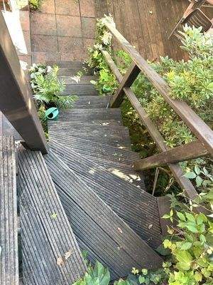 Treppe in den Garten