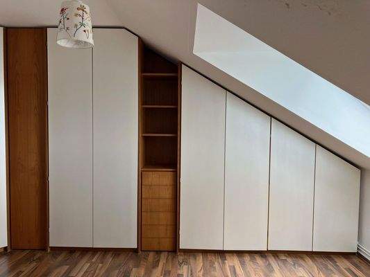 Zi2 Wandeinbauschrank im 2.OG