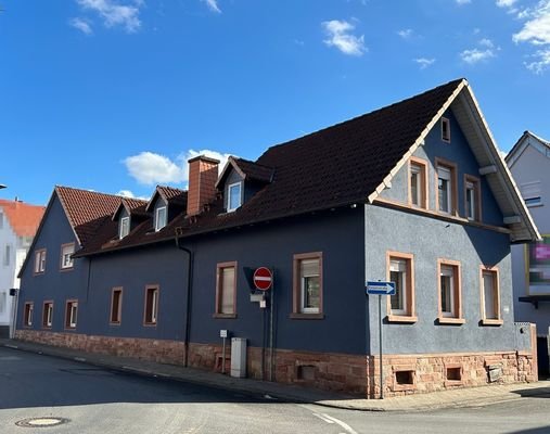 Straßenansicht