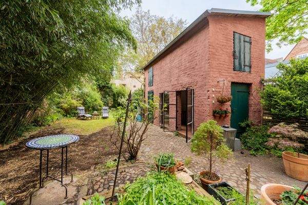 Remise mit vielfältigen Nutzungsmöglichkeiten