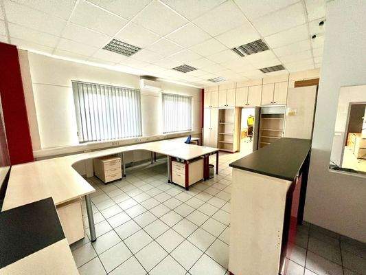 Büro Halle 4 OG