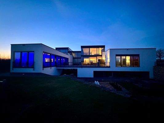 Nacht Wohnhaus V13132