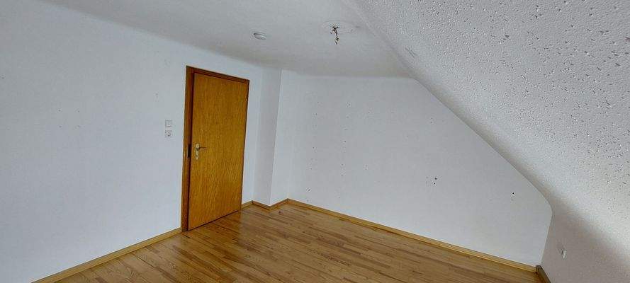 DG Raum 1 (Straßenseite, 2. Foto)