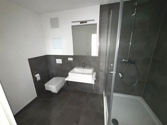 Bad mit Dusche